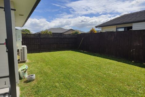 Photo of property in 8 Disley Road, Wattle Downs, Auckland, 2103