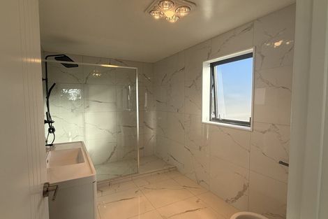 Photo of property in 120 Taylor Street, Blockhouse Bay, Auckland, 0600