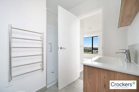 Photo of property in 6/8 Treasure Lane, Te Atatu South, Auckland, 0610