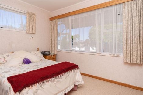 Photo of property in 1 Acacia Crescent, Glenview, Hamilton, 3206