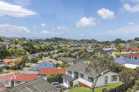 Photo of property in 17 Malaghan Grove, Johnsonville, Wellington, 6037