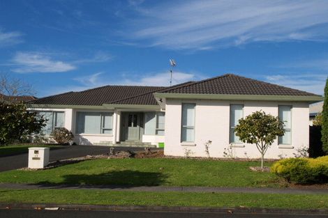 Photo of property in 17 Astoria Place, Northpark, Auckland, 2013