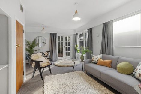 Photo of property in 8 Friend Street, Karori, Wellington, 6012