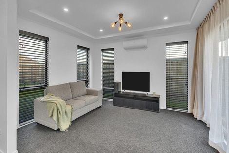 Photo of property in 40 Jean Batten Lane, Rolleston, 7615