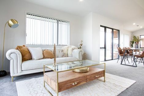 Photo of property in 45 Te Taniwha Road, One Tree Point, 0118