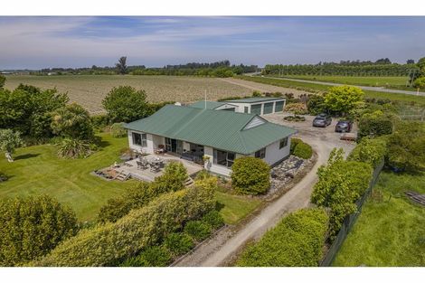 Photo of property in 393 Naughton Road, Kerrytown, Timaru, 7975