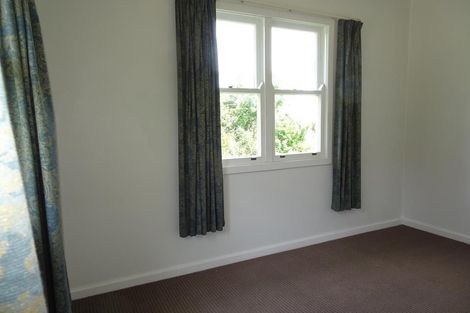 Photo of property in 38 Guys Hill Road, Hospital Hill, Napier, 4110