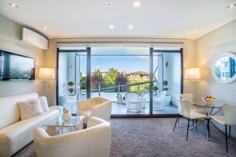 Photo of property in Cooks Apartments, 1e/24 James Cook Crescent, Remuera, Auckland, 1050