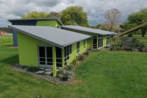 Photo of property in 203 Discombe Road, Tamahere, Hamilton, 3283