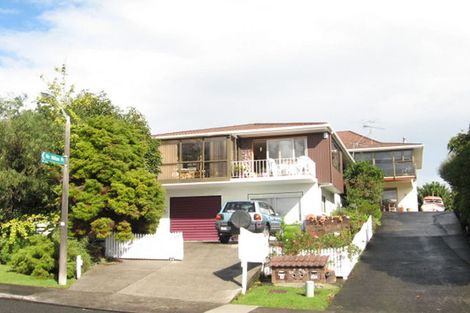 Photo of property in 10a Paisley Street, Mellons Bay, Auckland, 2014