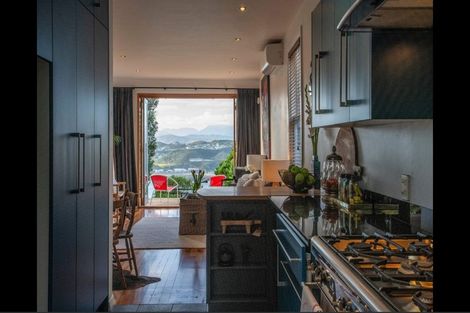 Photo of property in 28 View Road, Houghton Bay, Wellington, 6023