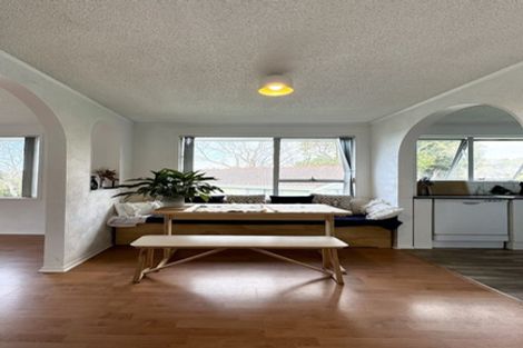 Photo of property in 6 Cottam Grove, Northcross, Auckland, 0632