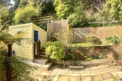 Photo of property in 40 Jackson Street, Island Bay, Wellington, 6023