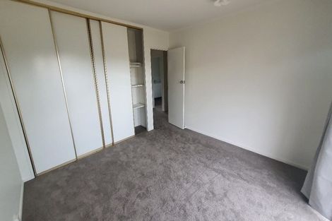 Photo of property in 24 Walton Street, Red Beach, 0932