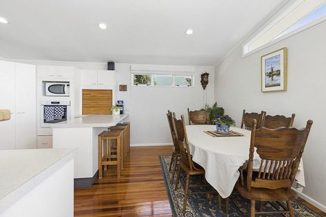 Photo of property in 3 Tirowhanga Road, Paremata, Porirua, 5024