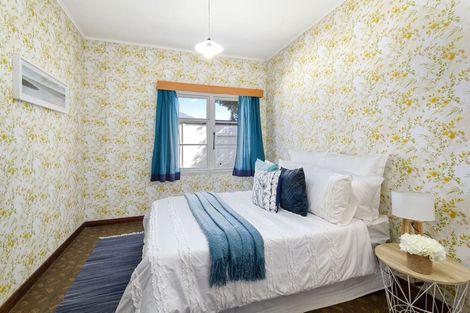 Photo of property in 4 Godley Street, Waterloo, Lower Hutt, 5011