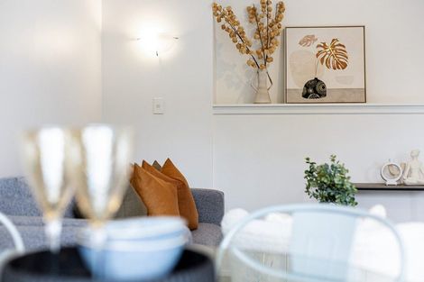 Photo of property in 9/124 Redwood Avenue, Tawa, Wellington, 5028