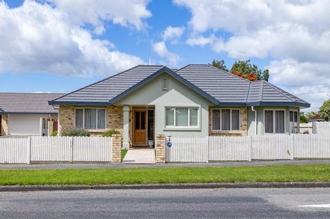 Photo of property in 2a Second Street, Lansdowne, Masterton, 5810