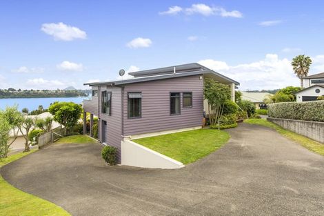 Photo of property in 36 Downing Place, Welcome Bay, Tauranga, 3112