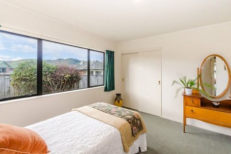 Photo of property in 37a Spackman Crescent, Paraparaumu, 5032