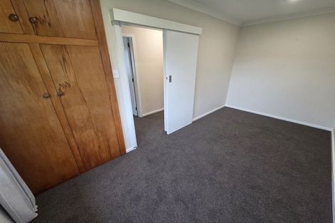 Photo of property in 11 Grimseys Road, Redwood, Christchurch, 8051