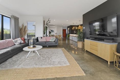 Photo of property in 17 Huntaway Close, Stoke, Nelson, 7011