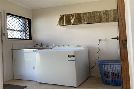 Photo of property in 1/4 Ambury Road, Mangere Bridge, Auckland, 2022