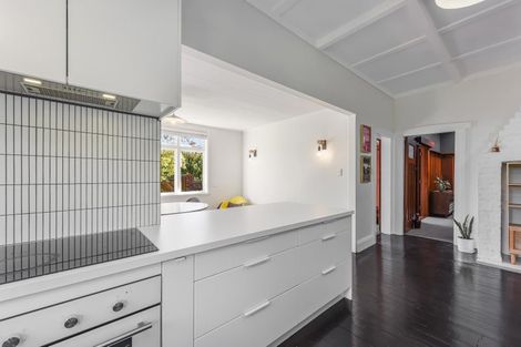 Photo of property in 19 Tipahi Street, Nelson South, Nelson, 7010