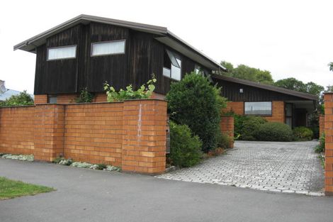 Photo of property in 2/15b Clyde Road, Upper Riccarton, Christchurch, 8041