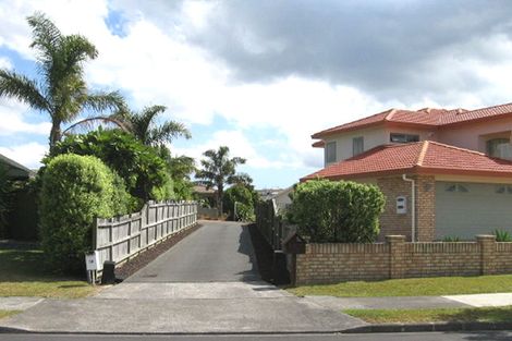 Photo of property in 20 Vermeer Place, West Harbour, Auckland, 0618