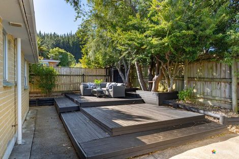 Photo of property in 7 Garth Lane, Maoribank, Upper Hutt, 5018