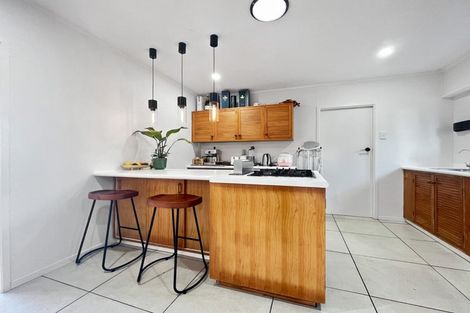 Photo of property in 37 Lancaster Road, Beach Haven, Auckland, 0626