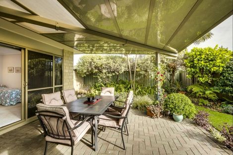 Photo of property in 10 Claridge Place, Taradale, Napier, 4112