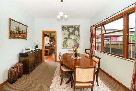 Photo of property in 125 Heretaunga Street, Palmerston North, 4414