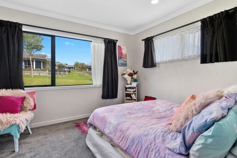 Photo of property in 9 Lysaght Place, Welcome Bay, Tauranga, 3112