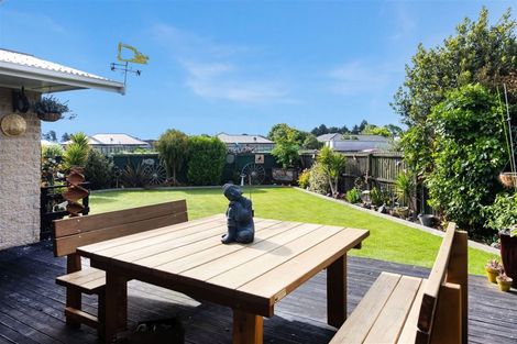 Photo of property in 61 Maces Road, Bromley, Christchurch, 8062