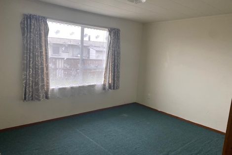 Photo of property in 2/10 Tuna Place, Manurewa, Auckland, 2102