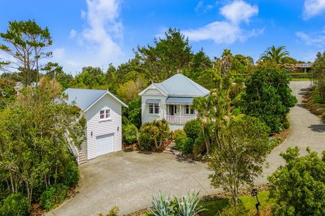 Photo of property in 376 Oaia Road, Muriwai, Waimauku, 0881