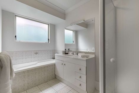 Photo of property in 43 Donald Street, Stanmore Bay, Whangaparaoa, 0932