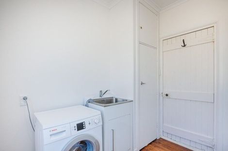 Photo of property in 23 Ross Street, Marton, 4710