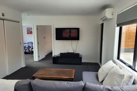 Photo of property in 17 Parsons Street, Vogeltown, New Plymouth, 4310