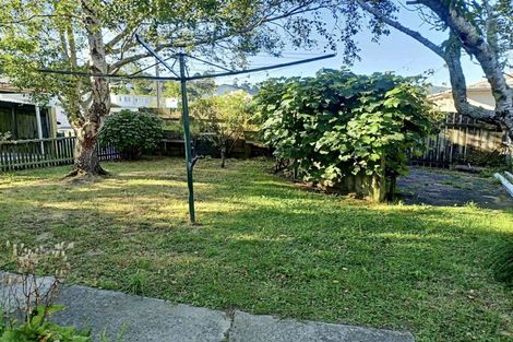 Photo of property in 6-8 Young Grove, Stokes Valley, Lower Hutt, 5019