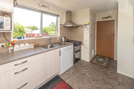 Photo of property in 8 Fraser Place, Aramoho, Whanganui, 4500