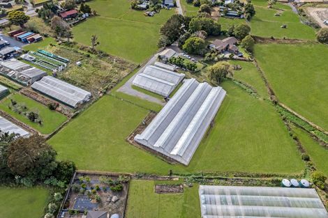 Photo of property in 215 Waihoehoe Road, Drury, 2577