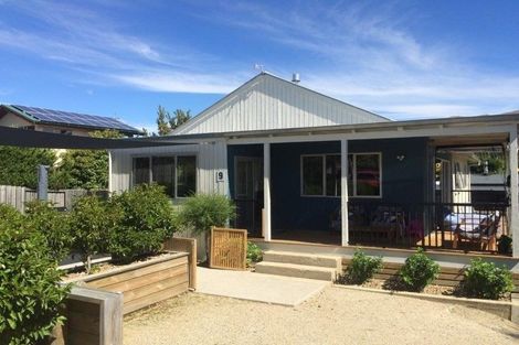 Photo of property in 9 Rimu Lane, Wanaka, 9305
