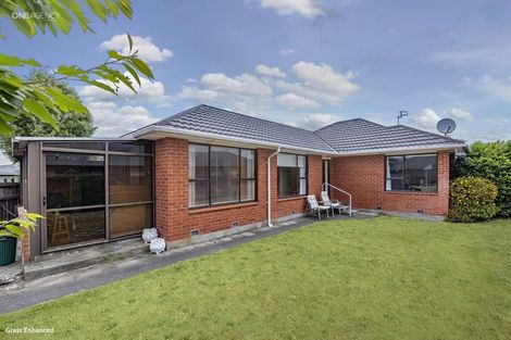 Photo of property in 1b Sylvia Street, Parklands, Christchurch, 8083