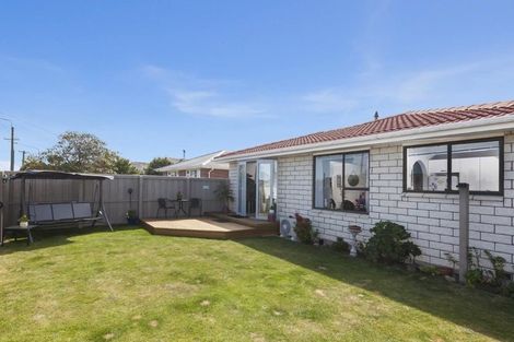 Photo of property in 1/106 Burwood Road, Burwood, Christchurch, 8083