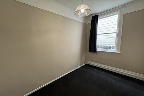 Photo of property in 2a Russell Terrace, Newtown, Wellington, 6021