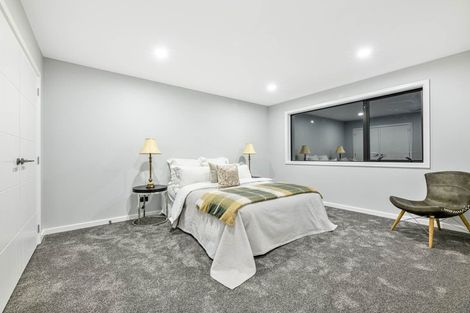 Photo of property in 24 Hooten Place, Oteha, Auckland, 0632