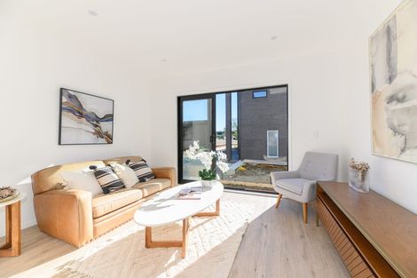 Photo of property in 148 Mcleod Road, Te Atatu South, Auckland, 0610